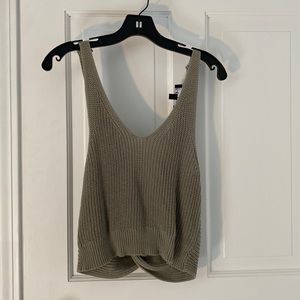 LuLus Crop Top. Never Worn!